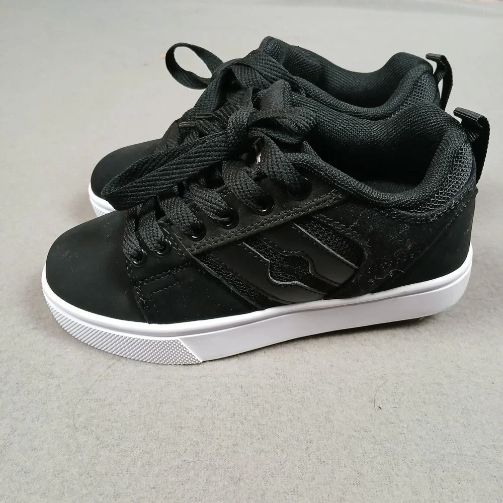 Heelys Racer 20 Size 13C HE100763 with Box Tools Covers‎ & Instructions Black